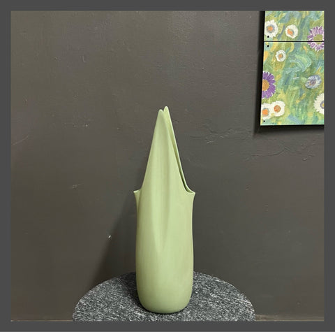 Object VB - Wing Water Vessel - Matte Green